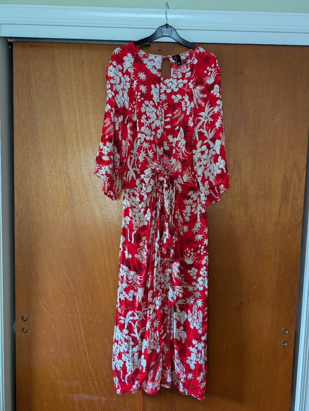 Topshop Floral Midi Dress Womens size 10 Red Shirtsleeve Wrap Style Dress Maxi